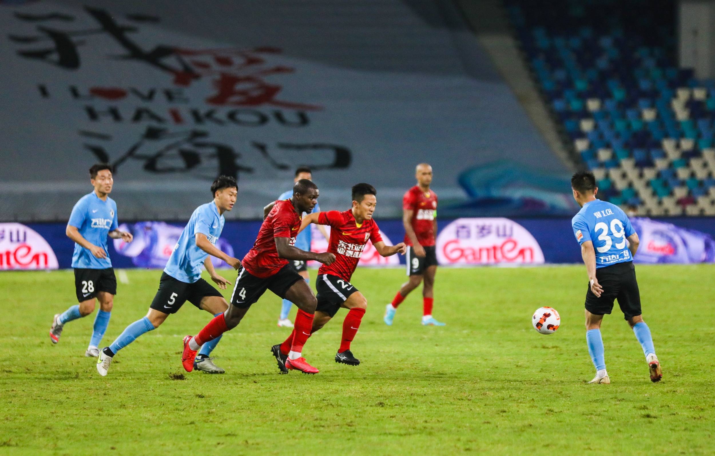 他的角色定 他的角色定