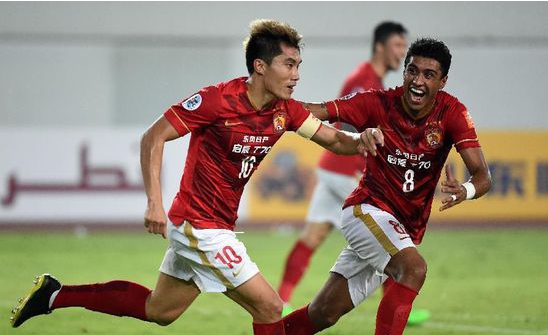 他在场上的 他在场上的