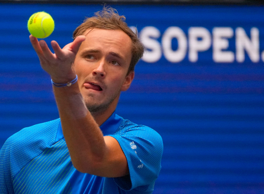 施以援手 施以援手