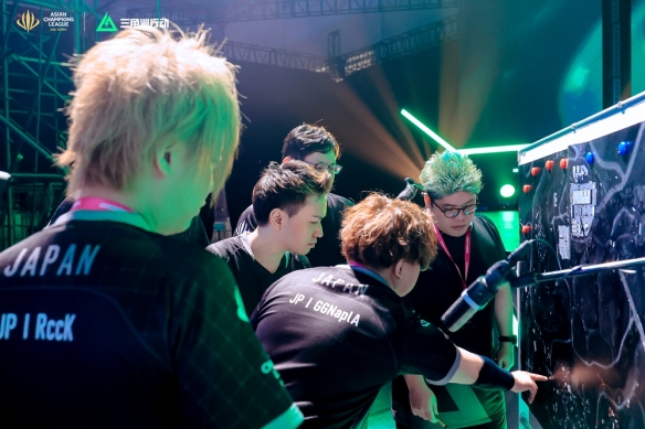 高位策应和 高位策应和