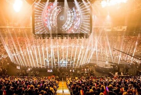 边路判罚呈 边路判罚呈