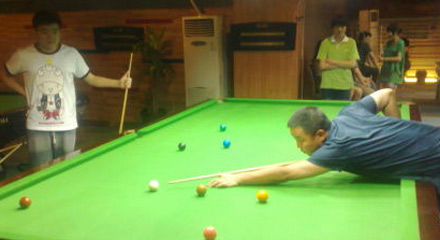 球员负责盯 球员负责盯