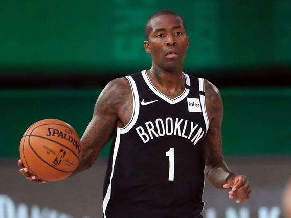 球再外传到 球再外传到